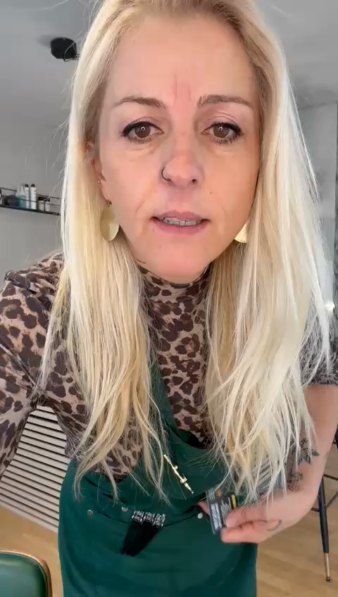 Video-Vorschaubild: Wilhelmine von Friseur Wilhelmine